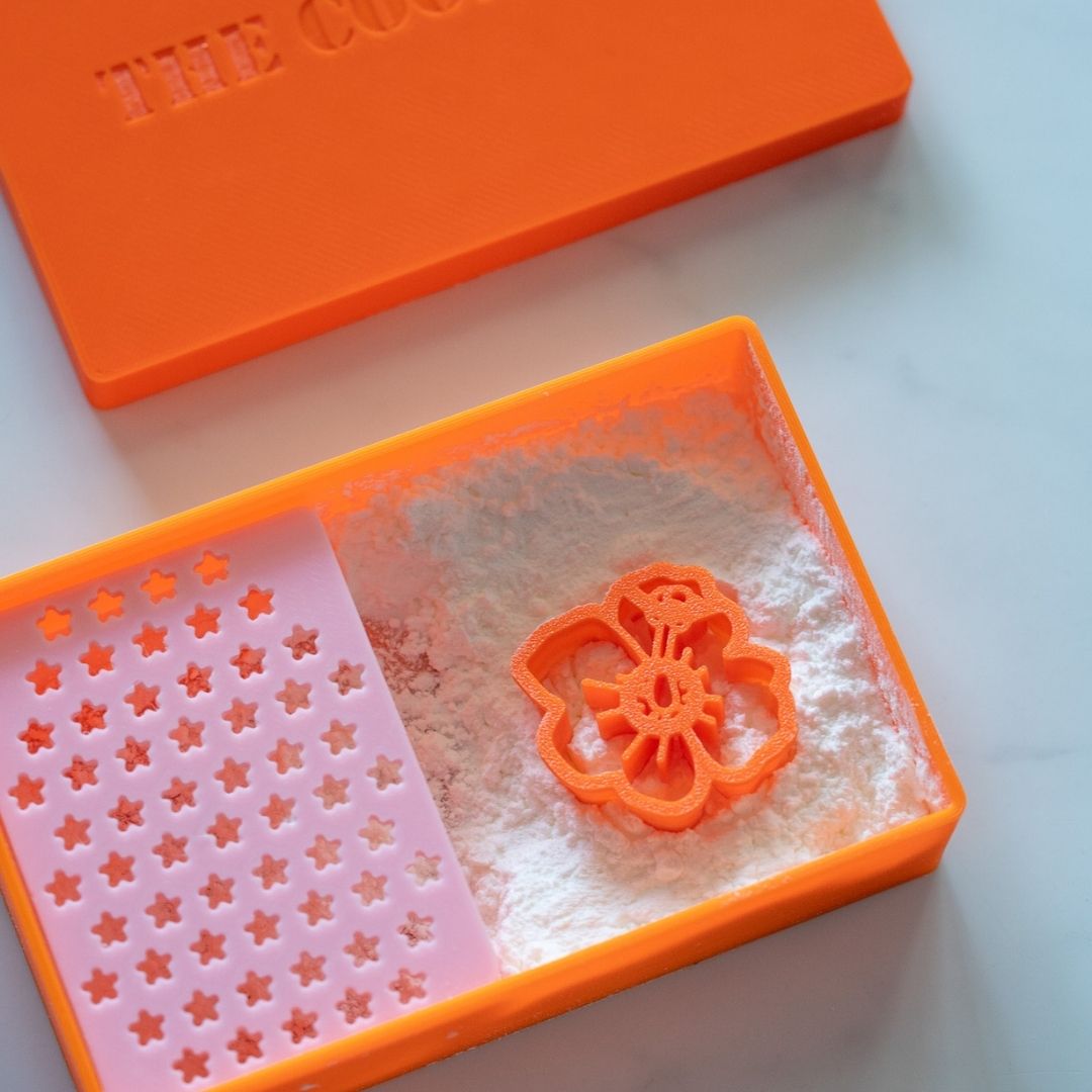 THE COOL BOX – Boîte à fécule de Maïs / Talc pour emporte-pièces