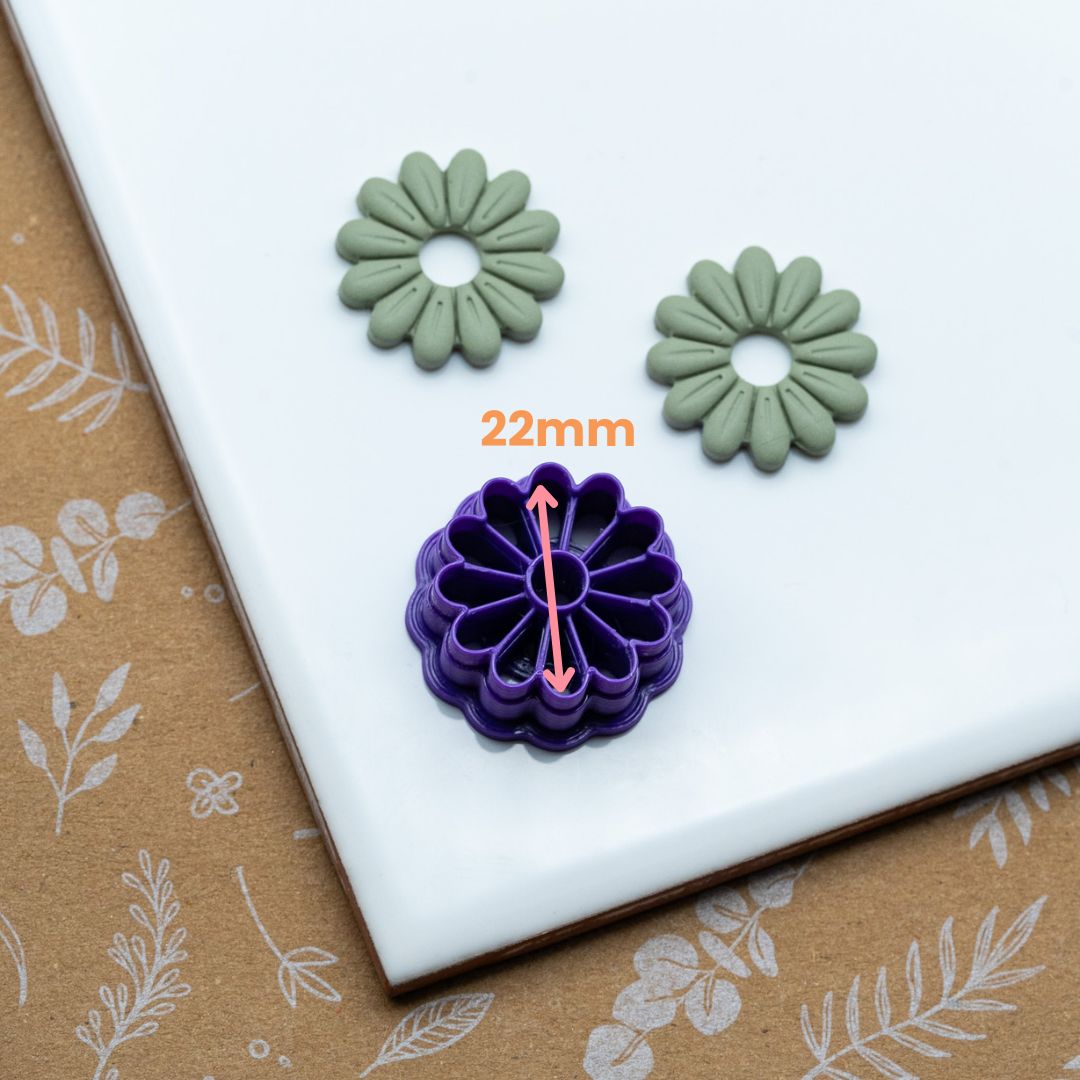 Emporte-pièce marguerite ajourée