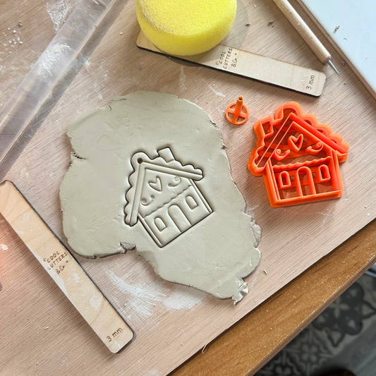 Emporte pièce Maison de Noël (adapté à l'argile)