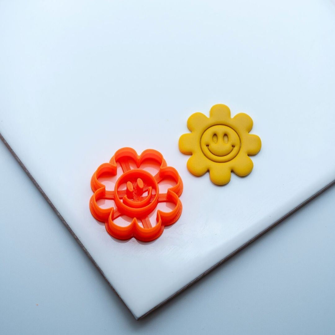 Emporte-pièce Fleur smiley