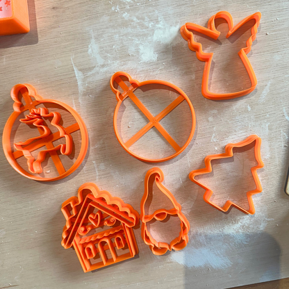 Lot 6 emporte-pièces Noël + outil à percer – Argile autodurcissante