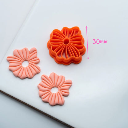 Emporte-pièce Fleur multimarques 26.14